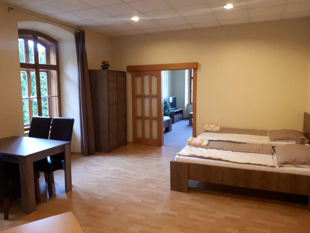 Apartmany Setkova Vila Jindrichuv Hradec Exterior photo