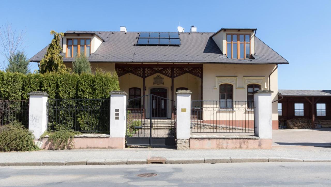 Apartmany Setkova Vila Jindrichuv Hradec Exterior photo